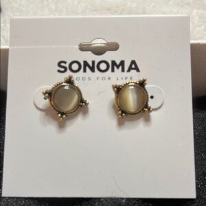 Sonoma Gold Stud Earrings